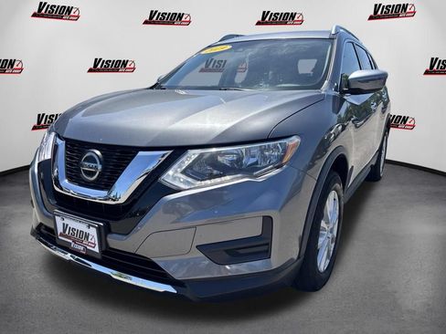 Used 2019 Nissan Rogue SV AWD/4WD image 1