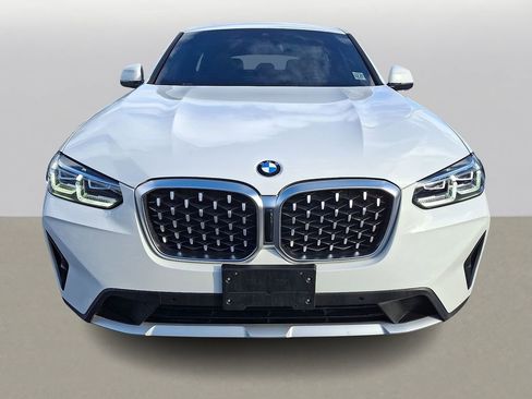 Certified 2023 BMW X4 xDrive30i w/ Premium Package image 2