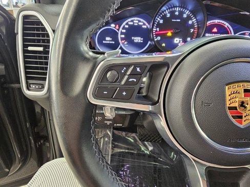 Used 2019 Porsche Cayenne AWD/4WD image 20
