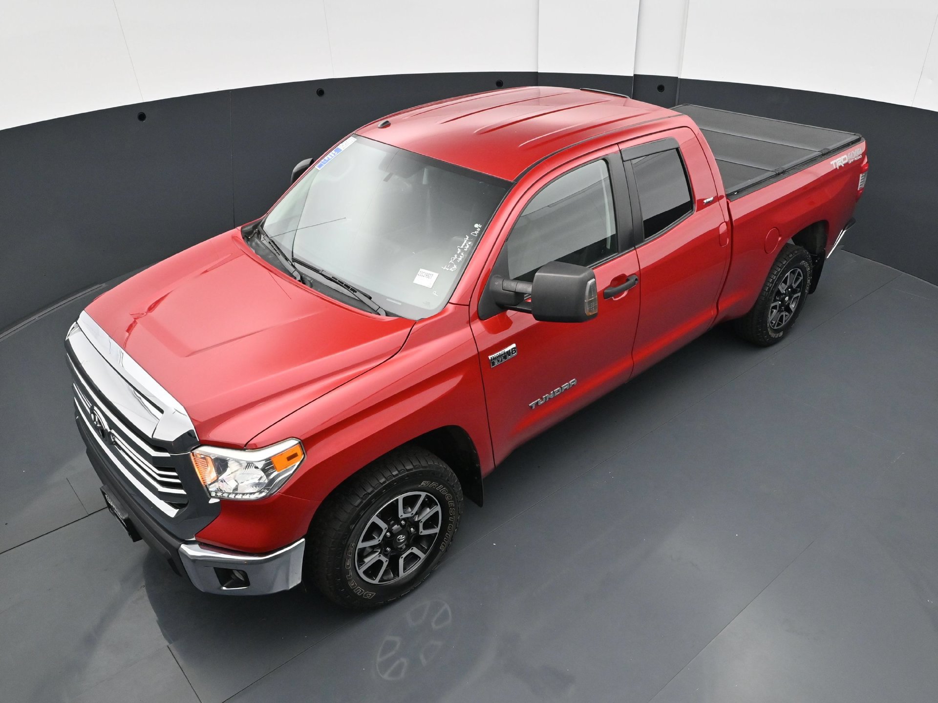 Used 2017 Toyota Tundra SR5 w/ TRD Off Road Package AWD/4WD image 36