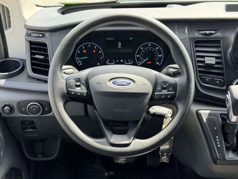 Used 2023 Ford Transit 250 Low Roof AWD image 19