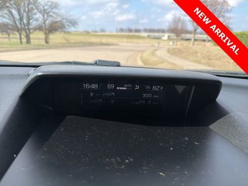 Used 2020 Subaru Forester Premium image 18