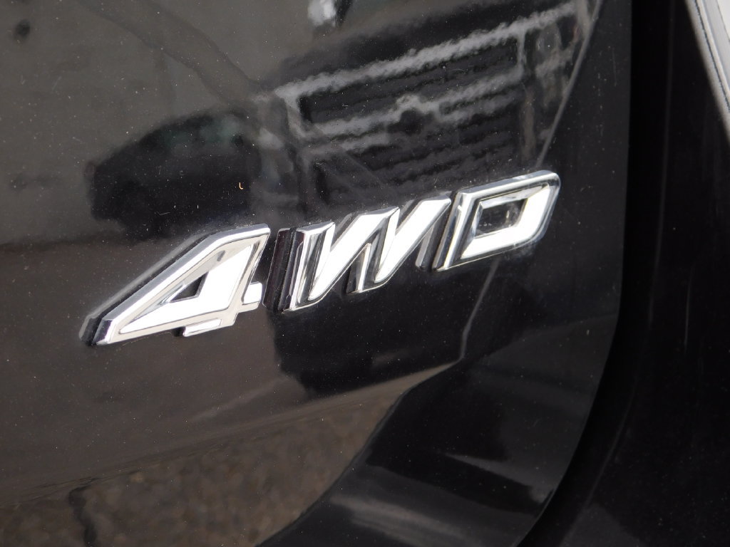 Used 2023 Ford Explorer XLT AWD/4WD image 7