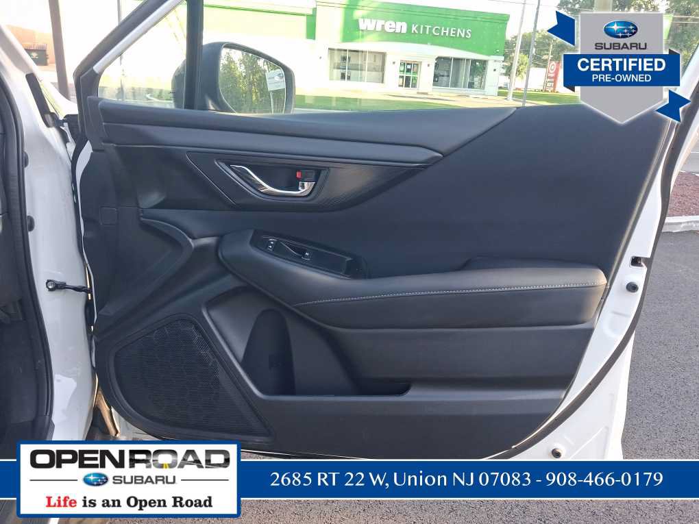 Used 2025 Subaru Outback Premium AWD/4WD image 16