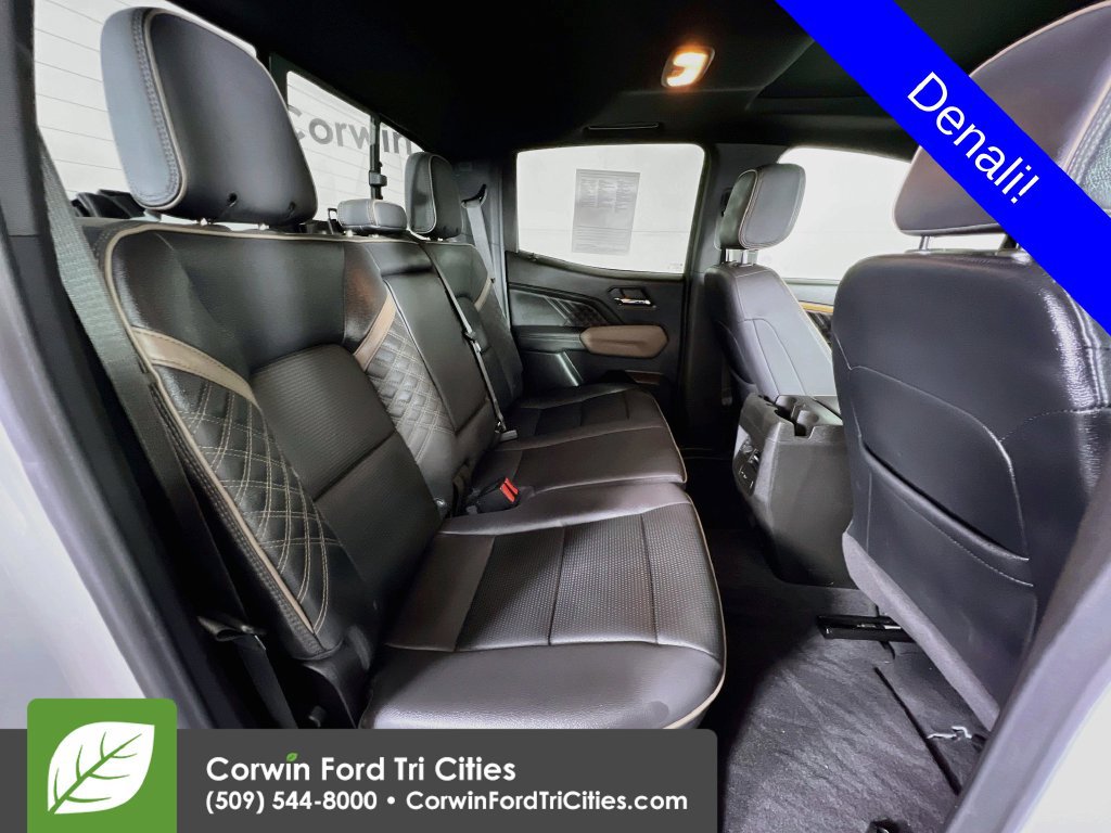 Used 2024 GMC Canyon Denali AWD/4WD image 15