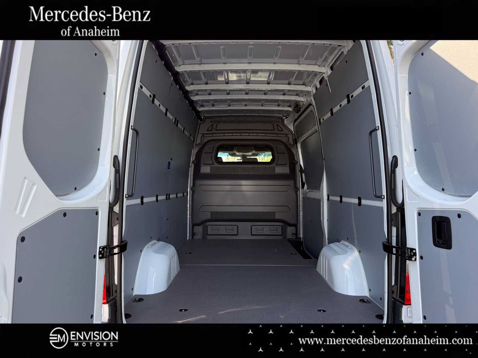 New 2026 Mercedes-Benz Sprinter 2500 image 19