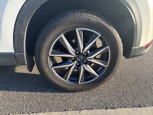 Used 2018 MAZDA CX-5 Touring image 13