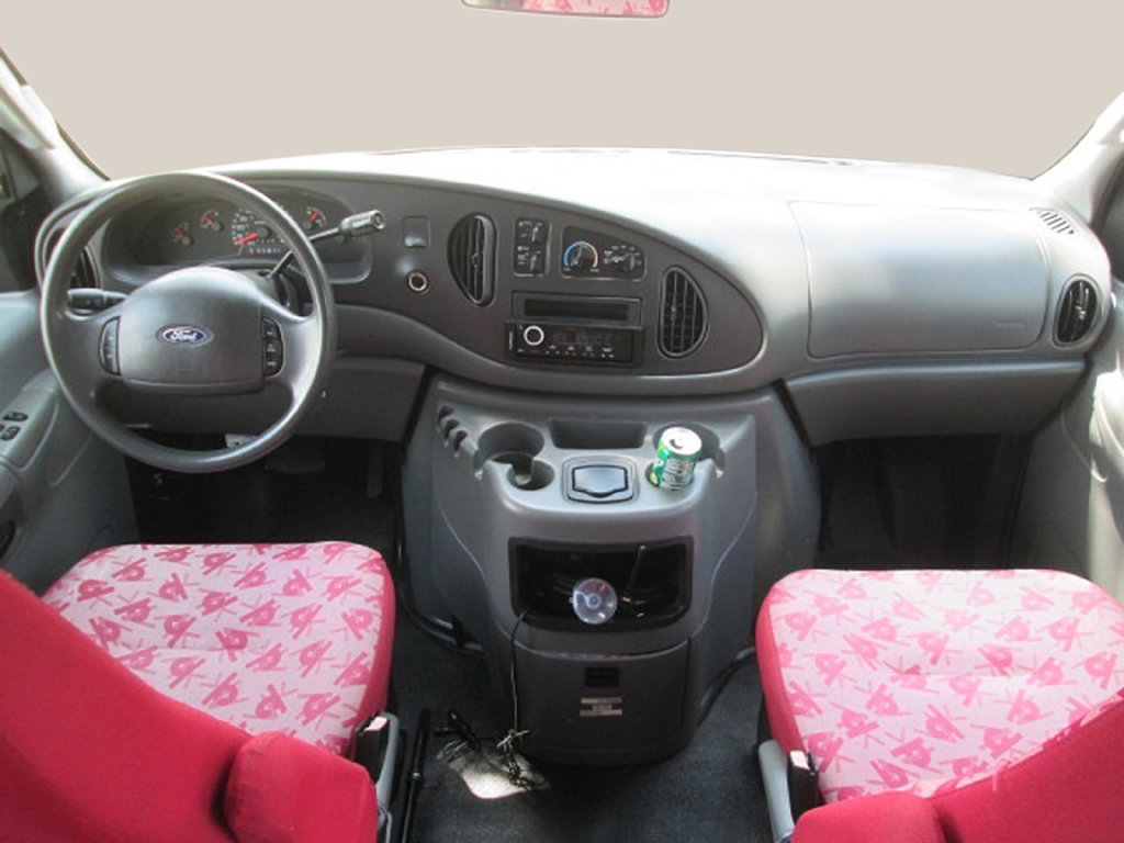 Used 2003 Ford E-450 and Econoline 450 RWD image 21