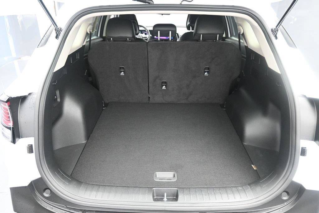 Used 2025 Kia Sportage EX FWD image 22