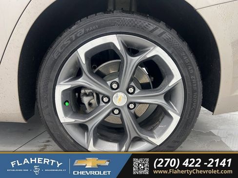 Used 2024 Chevrolet Malibu LT image 19