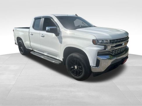 Used 2020 Chevrolet Silverado 1500 LT w/ Trailering Package AWD/4WD image 30