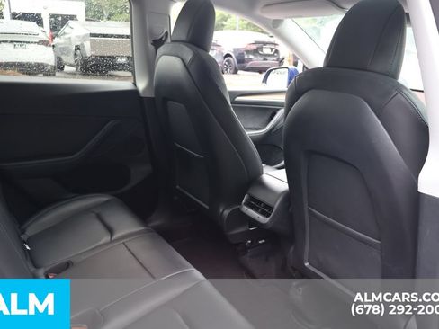 Used 2023 Tesla Model Y Long Range AWD/4WD image 23