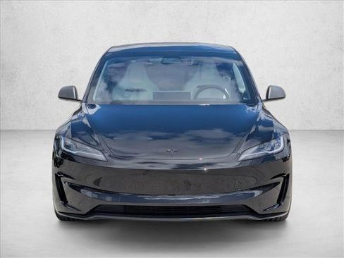 Used 2024 Tesla Model 3 Performance image 2
