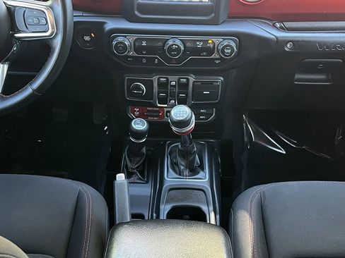 Used 2019 Jeep Wrangler Unlimited Rubicon image 42