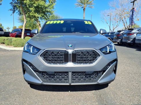 Used 2025 BMW X2 xDrive28i w/ Technology Package image 2
