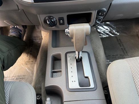 Used 2018 Nissan Frontier SV image 34