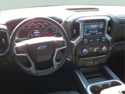 Used 2022 Chevrolet Silverado 1500 LT Trail Boss w/ Bed Protection Package image 21