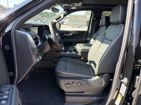 New 2026 GMC Yukon XL Elevation w/ Elevation Premium Package image 10