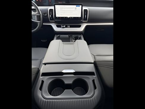 New 2026 Ford Expedition Max Active image 11