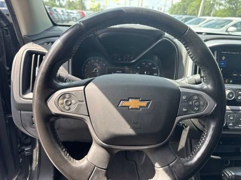 Used 2020 Chevrolet Colorado LT w/ LT Convenience Package RWD image 9