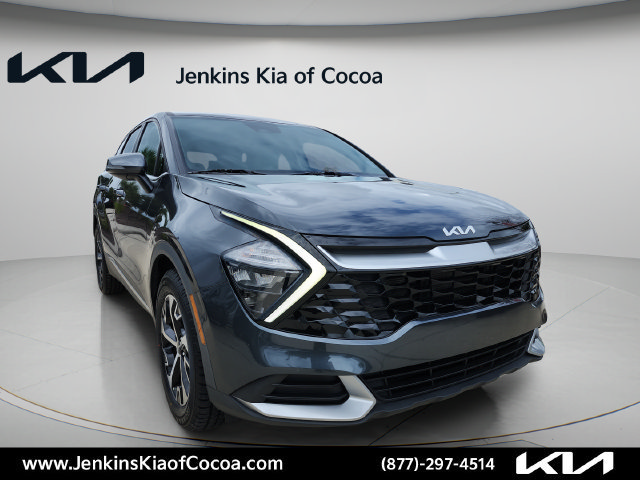 Certified 2023 Kia Sportage EX FWD image 2