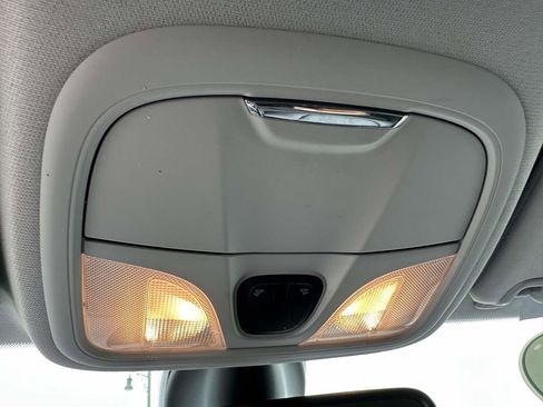 Used 2020 Jeep Cherokee Latitude Plus w/ Comfort/Convenience Group image 33