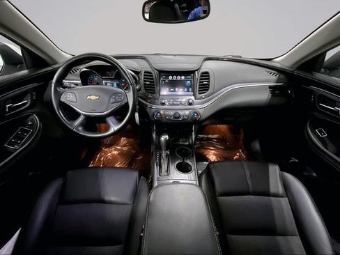 Used 2016 Chevrolet Impala LT w/ Convenience Package FWD image 16