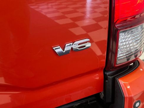 Used 2018 Toyota Tacoma TRD Off-Road image 13