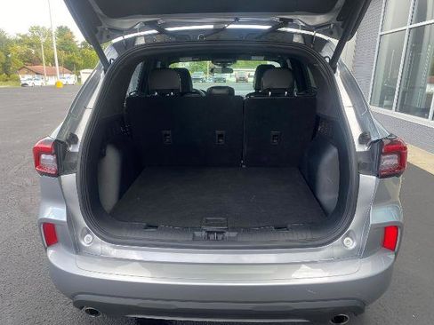 Certified 2024 Ford Escape ST-Line image 5