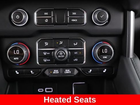 Used 2023 Chevrolet Tahoe LT w/ Luxury Package AWD/4WD image 4
