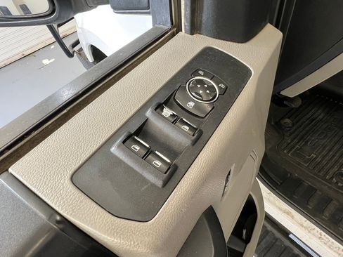 Used 2019 Ford F350 XL w/ Power Equipment Group image 12