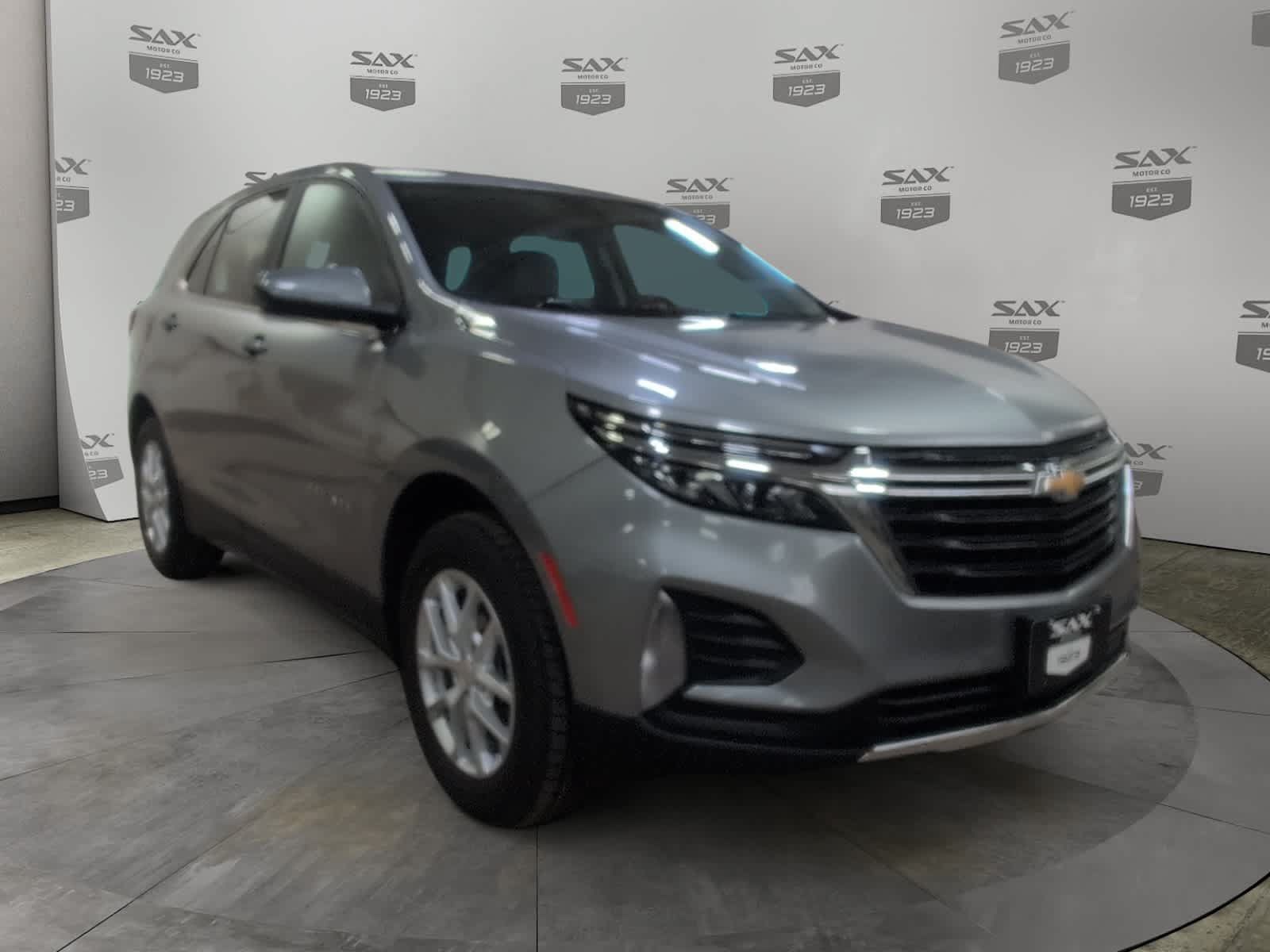 Used 2024 Chevrolet Equinox LT AWD/4WD image 1