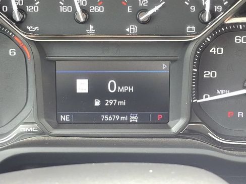 Used 2022 GMC Sierra 1500 AT4 w/ AT4 Premium Package AWD/4WD image 28