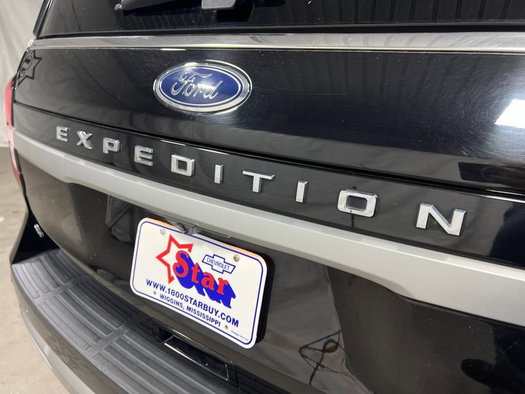 Used 2024 Ford Expedition XLT AWD/4WD image 18