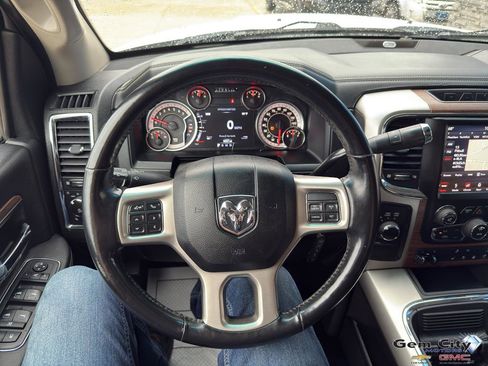 Used 2018 RAM 2500 Laramie image 16