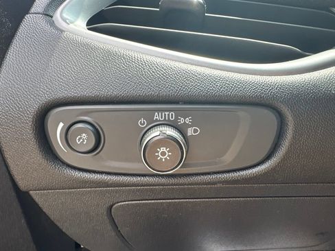 Used 2024 Chevrolet Malibu LT FWD image 14