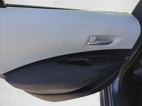 Used 2026 Toyota Corolla SE FWD image 9