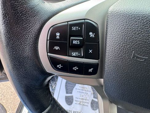 Used 2022 Ford Explorer Limited image 20