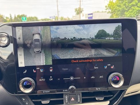 Used 2025 Lexus NX 350h AWD w/ Cold Area Package image 32