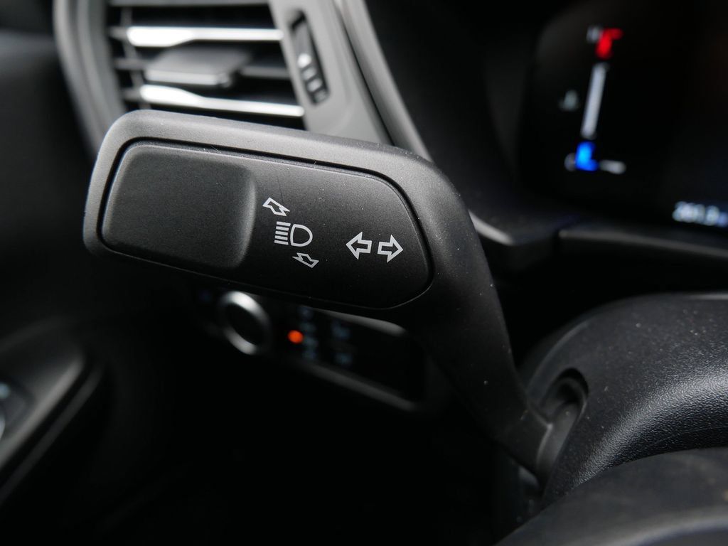 New 2026 Ford Escape ST-Line w/ Tech Pack #1 AWD/4WD image 27