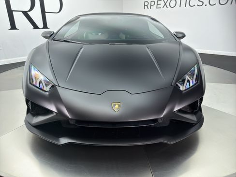 Used 2021 Lamborghini Huracan EVO RWD image 13