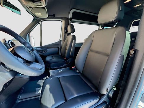 New 2025 Mercedes-Benz Sprinter 2500 image 12