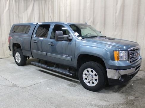 Used 2012 GMC Sierra 2500 SLE w/ SLE Preferred Package image 2