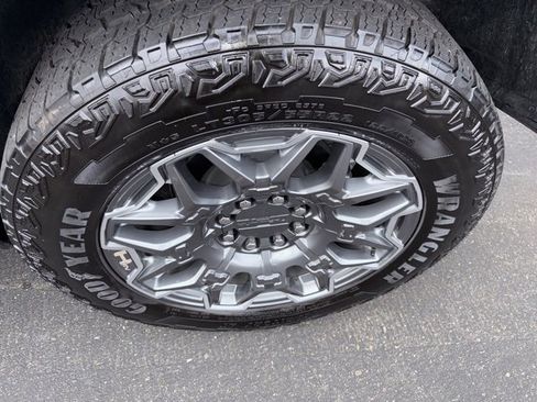 New 2025 GMC Hummer EV 3X image 5