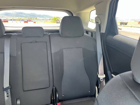 Used 2025 Kia Sportage LX FWD image 32