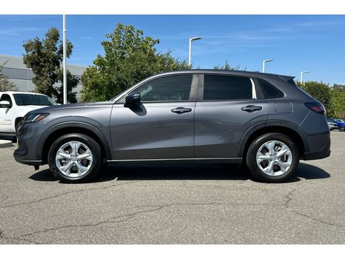Used 2025 Honda HR-V LX image 2