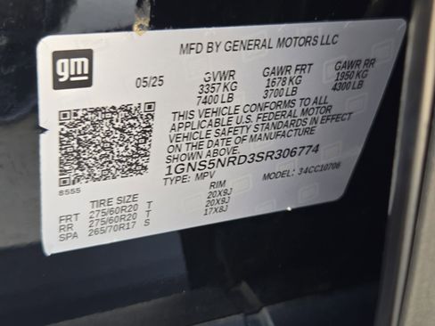 Used 2025 Chevrolet Tahoe LT w/ Comfort Package RWD image 34