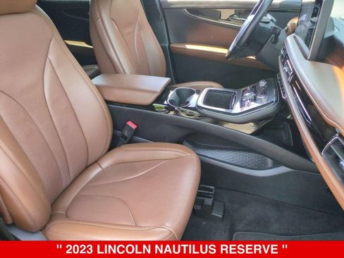 Used 2023 Lincoln Nautilus Reserve w/ Monochromatic Package AWD/4WD image 22