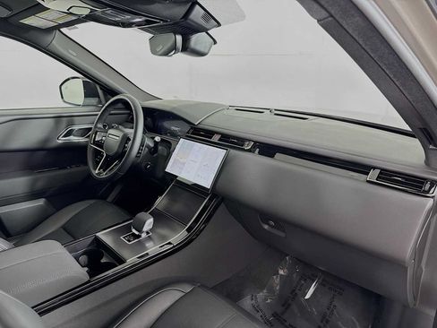 Used 2026 Land Rover Range Rover Velar Dynamic SE AWD/4WD image 29