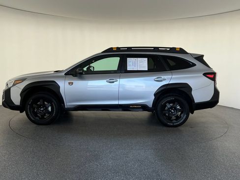 Certified 2025 Subaru Outback Wilderness AWD/4WD image 8